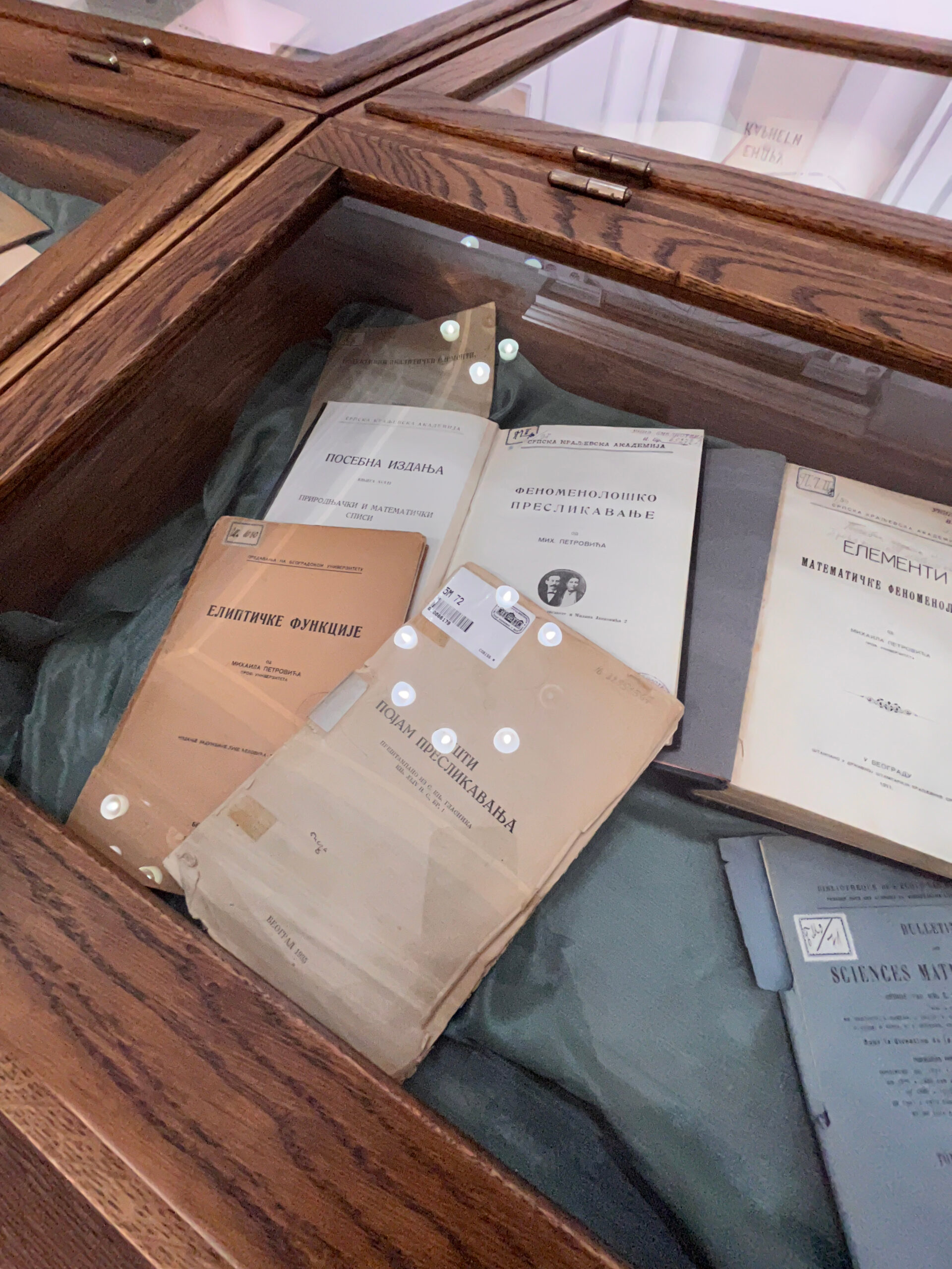 c0edaa2e 9ca7 4592 8248 5ec8b3ec4406